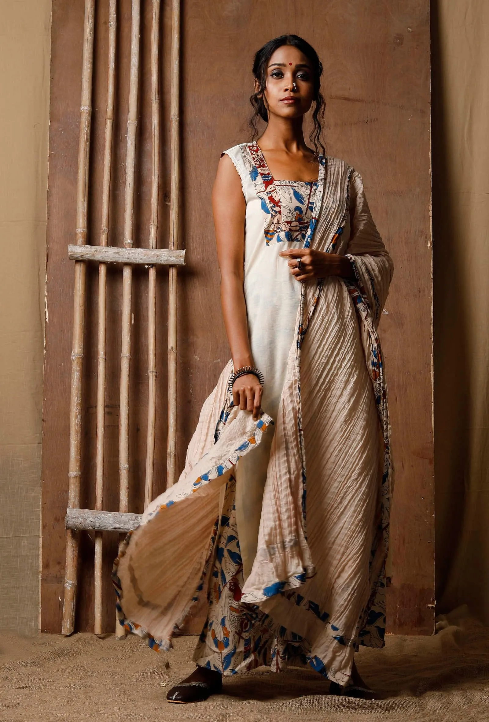 Set Of 3: Off White Kalamkari Kurta, Palazzos And Dupatta